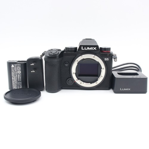 Panasonic lumix s5 - panasonic, dc-s5